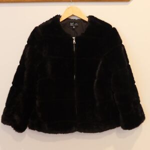 ZARA TRF FAUX FUR jacket black zip lined mob wife boxy relaxed sz small pocket